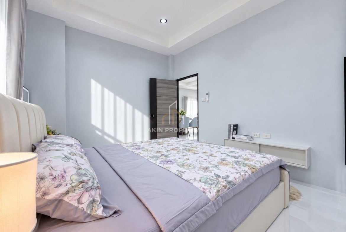 Brand-New-3-Bedroom-15