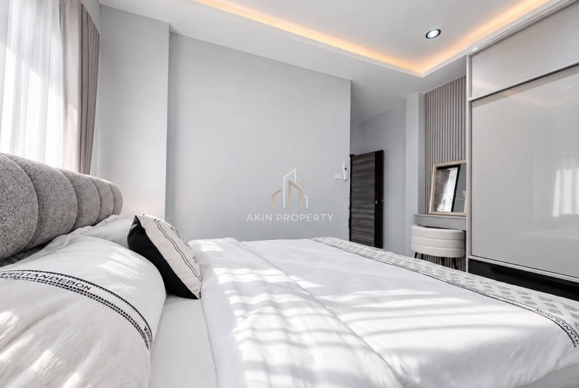 Brand-New-3-Bedroom-20
