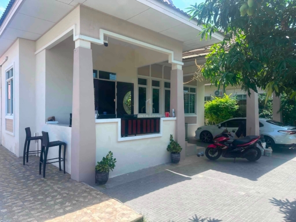 Navy-House-23-For-Sale-02
