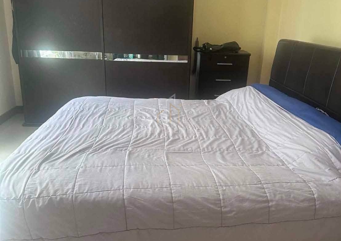 Navy-House-23-For-Sale-12