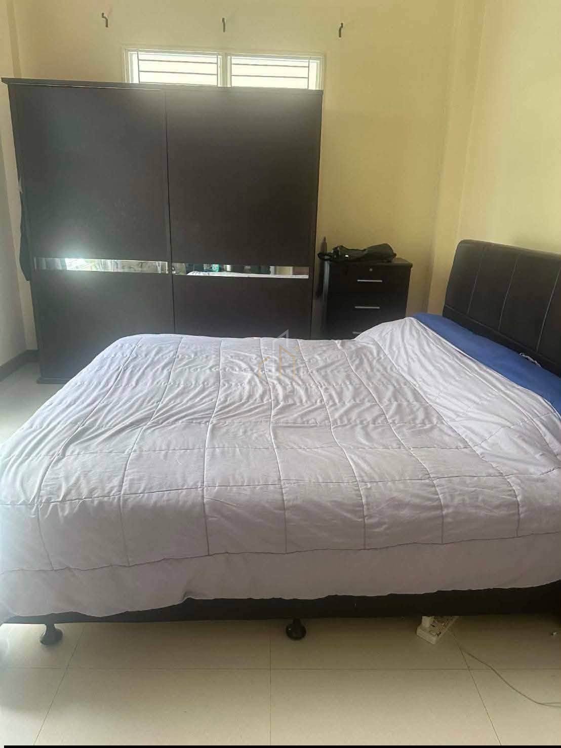 Navy-House-23-For-Sale-12