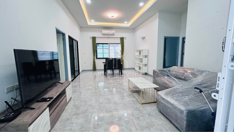 Single-House-for-Rent-Mabprachan-Lake-02