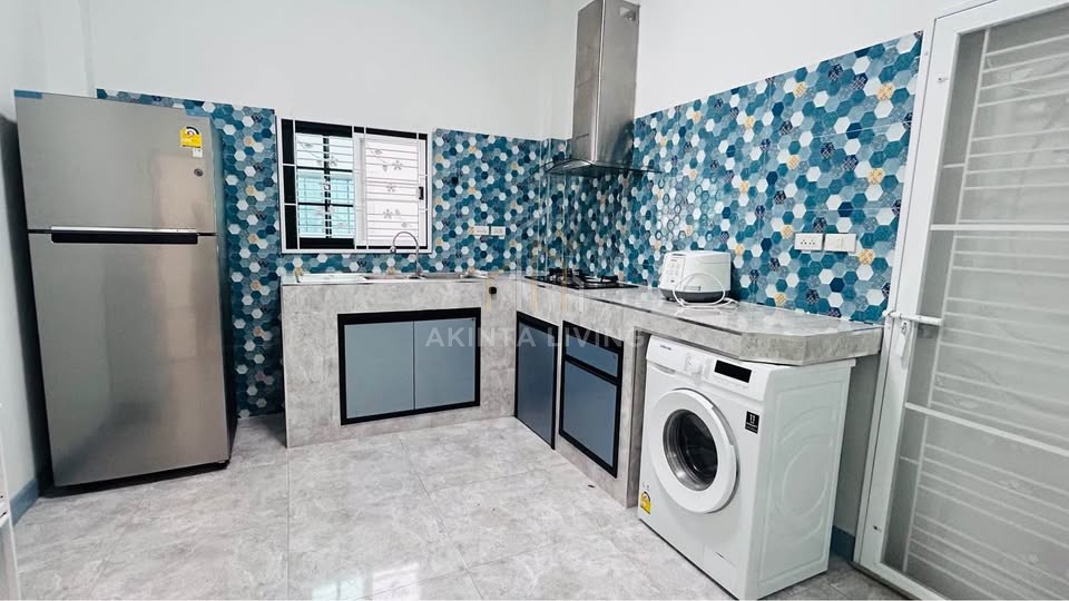 Single-House-for-Rent-Mabprachan-Lake-05
