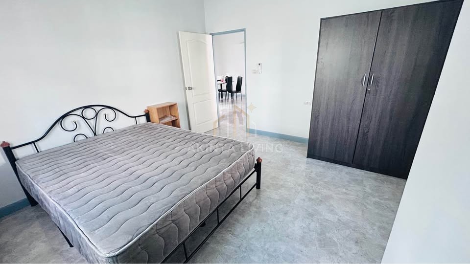 Single-House-for-Rent-Mabprachan-Lake-07